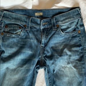 Men’s true religion size 32